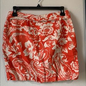 Pattern mini skirt with scallop detail